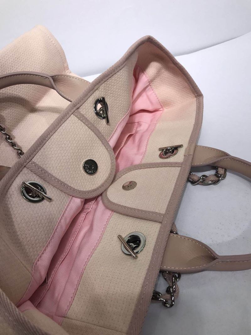 Ch**el shopping bags